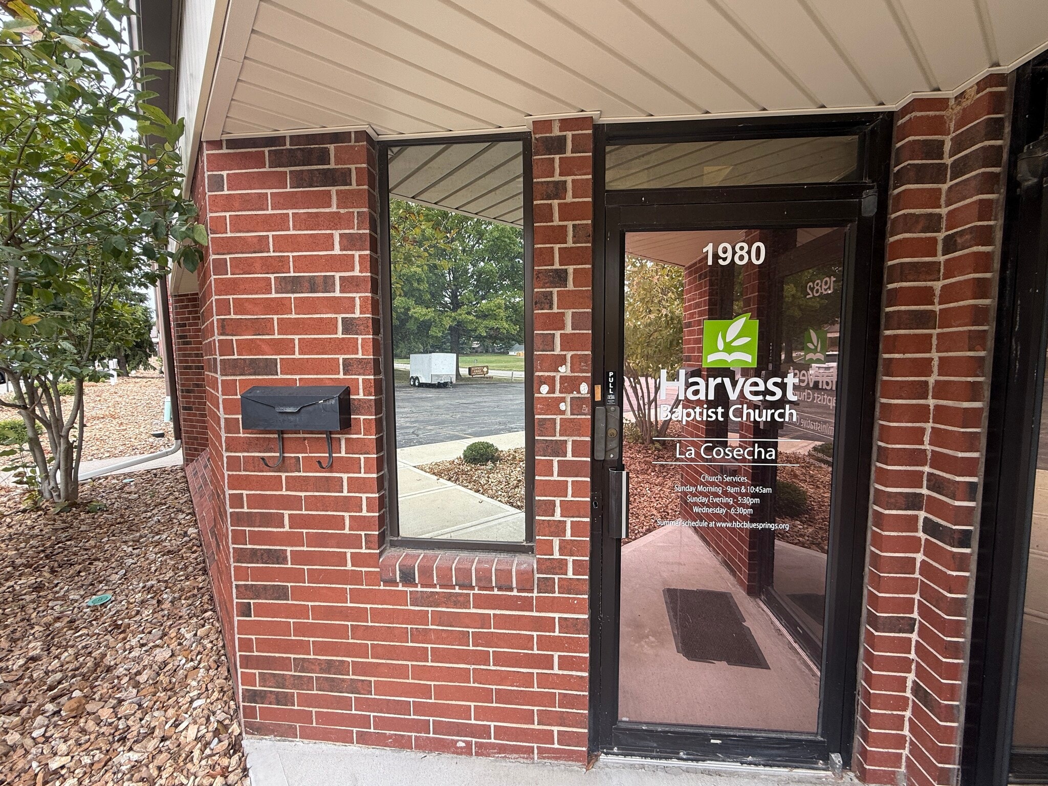 1980-1986 NW Copper Oaks Cir, Blue Springs, MO for sale Building Photo- Image 1 of 13