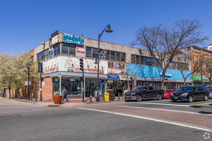 44-54 Broad St, Elizabeth, NJ for lease - Building Photo - Image 2 of 15