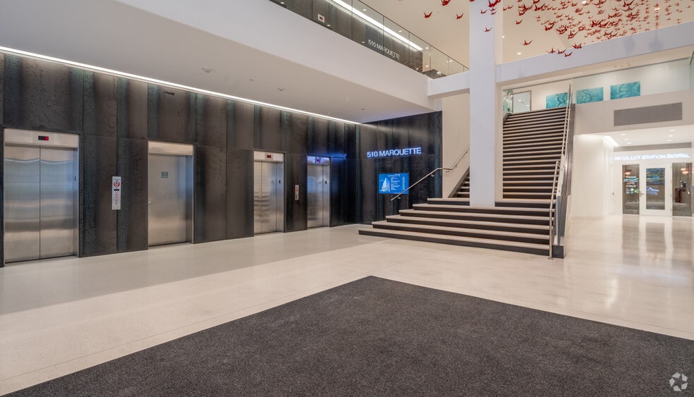 510 Marquette Ave, Minneapolis, MN for lease - Interior Photo - Image 2 of 7