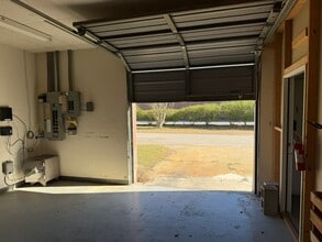 630 E 10th St, Washington, NC for lease Interior Photo- Image 2 of 12