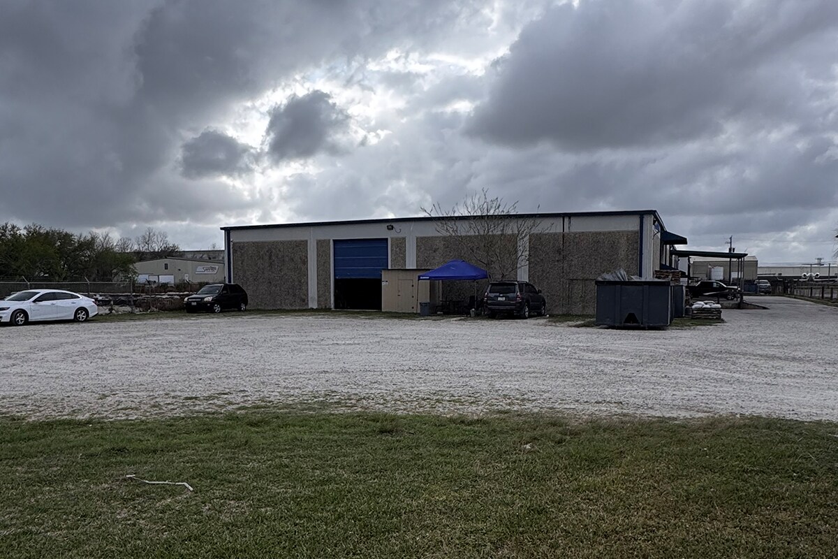 8527 W Monroe Rd, Houston, TX à vendre Photo principale- Image 1 de 5