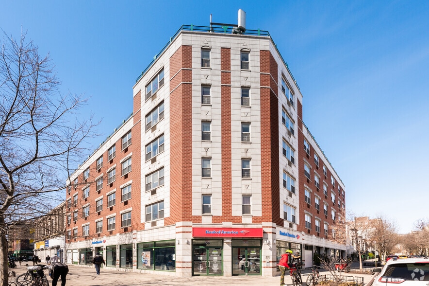 133 Lenox Ave, New York, NY for lease - Building Photo - Image 3 of 23