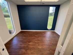 2500 W Broad St, Athens, GA for lease Interior Photo- Image 2 of 4