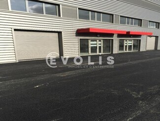 Plus de détails pour Local d'activités à louer
