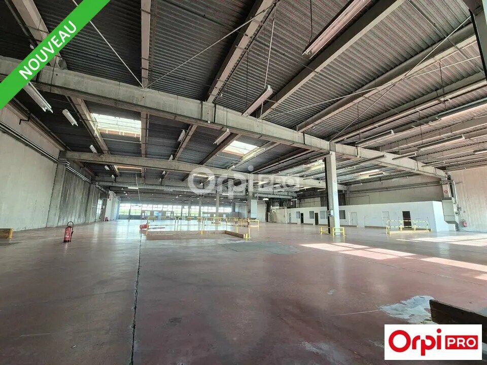 Flex in Valence for sale Interior Photo- Image 1 of 7