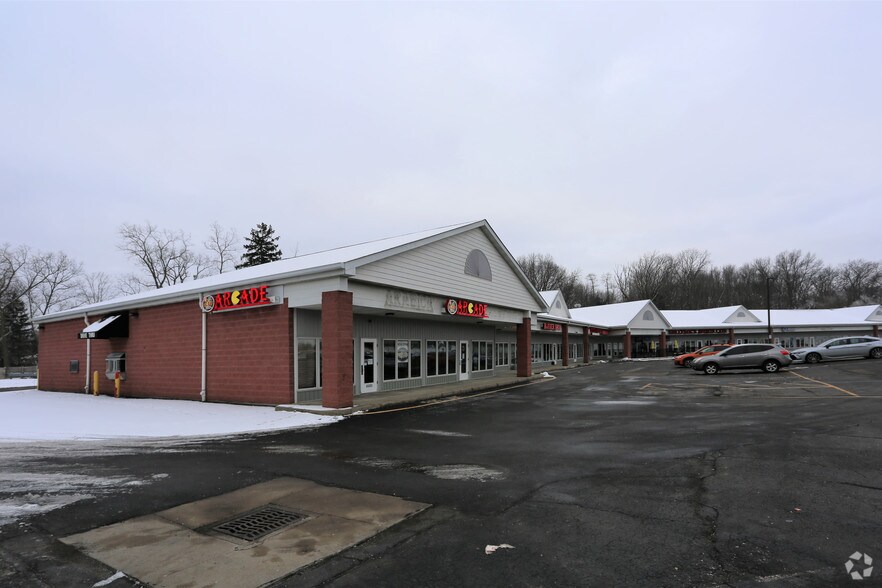 33101-33169 Center Ridge Rd, North Ridgeville, OH à louer - Photo du bâtiment - Image 2 de 4