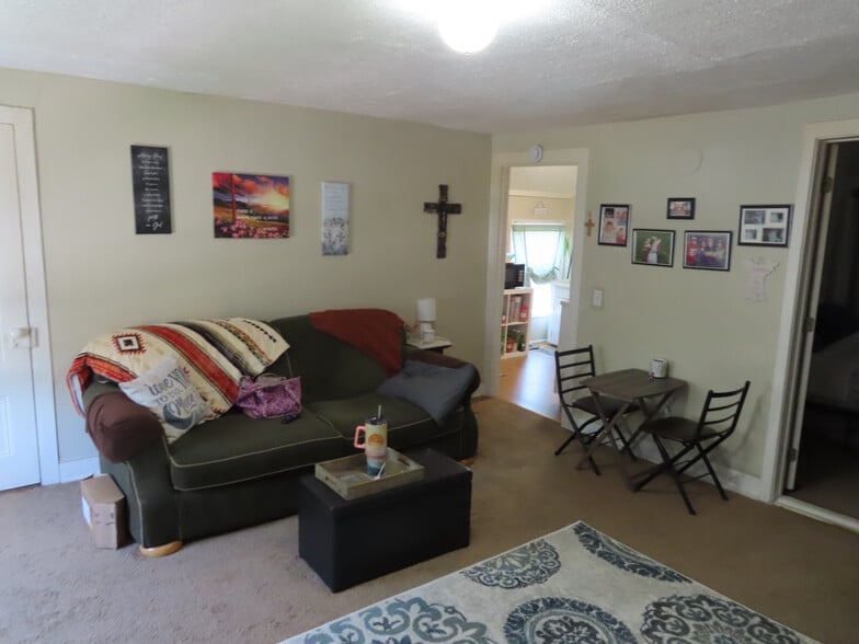 130 E Spruce St, Titusville, PA for sale - Building Photo - Image 3 of 25