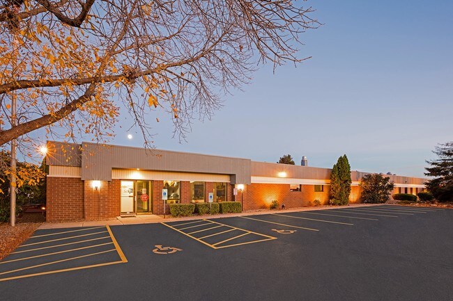 Plus de détails pour 1810 S Main St, Morton, IL - Industriel à vendre