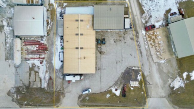 More details for 1304 N Division St, Pontiac, IL - Flex for Sale