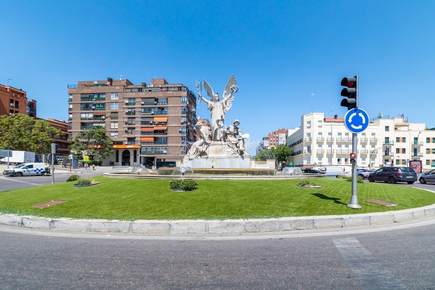 Multifamily in Madrid, Madrid for sale Building Photo- Image 1 of 21