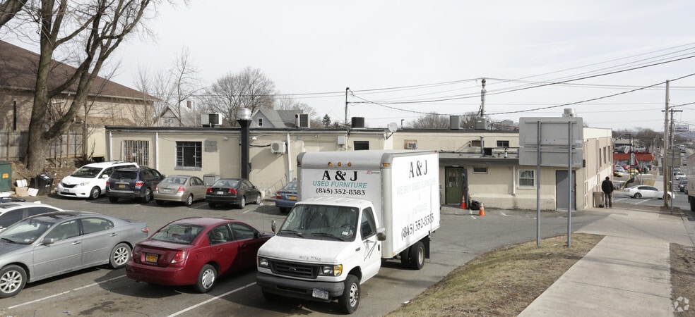 39 S Main St, Spring Valley, NY for sale - Building Photo - Image 3 of 4