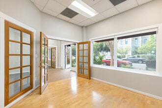 1001 2nd St, Napa, CA à louer Photo intérieure- Image 2 de 11