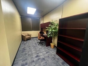 430 Highway 6 S, Houston, TX for lease Interior Photo- Image 2 of 6