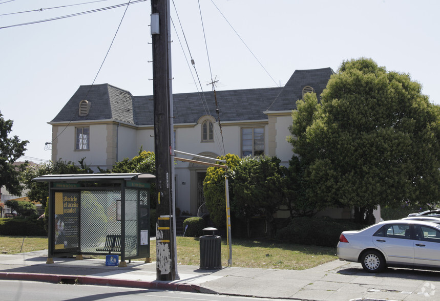 1554-1556 Fruitvale Ave, Oakland, CA for sale - Building Photo - Image 2 of 2