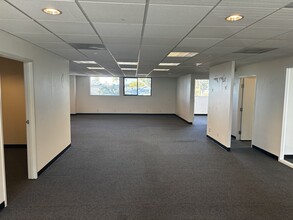 120-124 Lomas Santa Fe Dr, Solana Beach, CA for lease Building Photo- Image 2 of 13