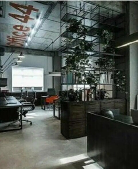 Local d'activités dans Groslay à vendre - Photo du bâtiment - Image 2 de 5