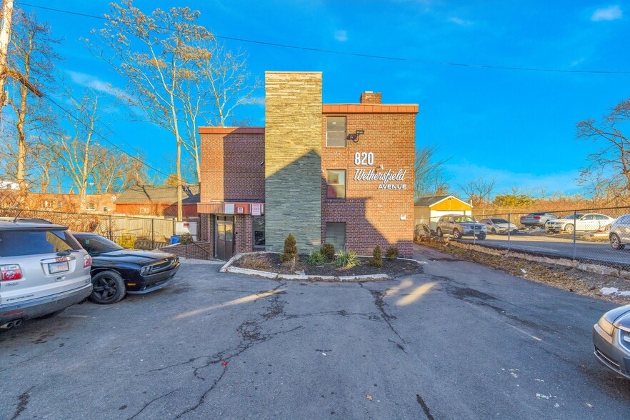 820 Wethersfield Ave, Hartford, CT for sale - Building Photo - Image 3 of 7