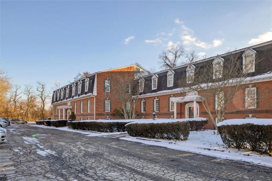 1108 Ohio River Blvd, Sewickley, PA à vendre - Photo du bâtiment - Image 3 de 33