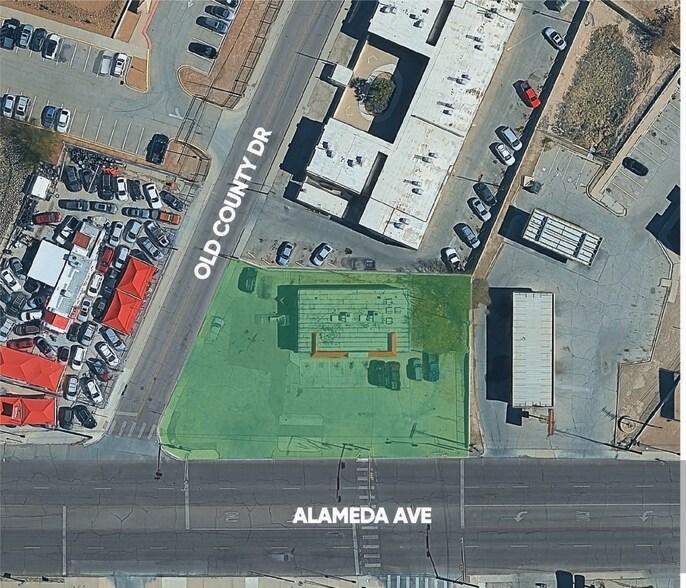 8701 Alameda Ave, El Paso, TX à louer - Photo du bâtiment - Image 2 de 3
