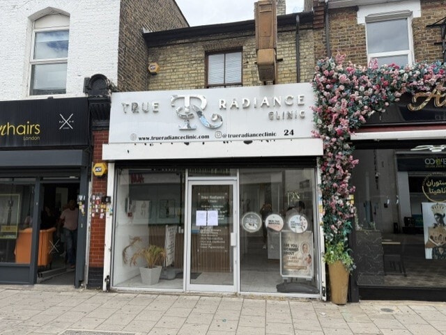 24 London Rd, Enfield for lease Building Photo- Image 1 of 2