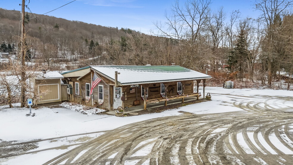 13334 State Route 38, Richford, NY à vendre - Photo du bâtiment - Image 3 de 39