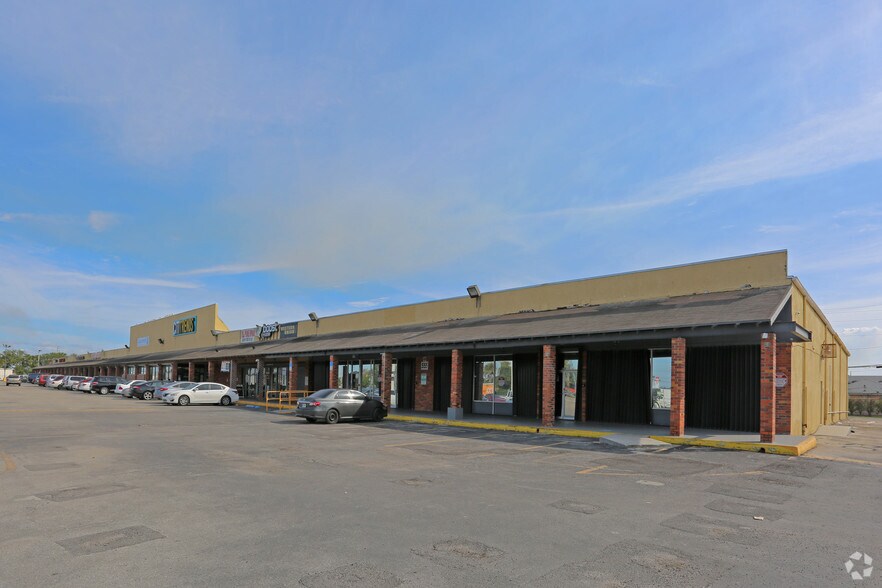 541 SW 16th St, Belle Glade, FL for lease - Primary Photo - Image 2 of 15