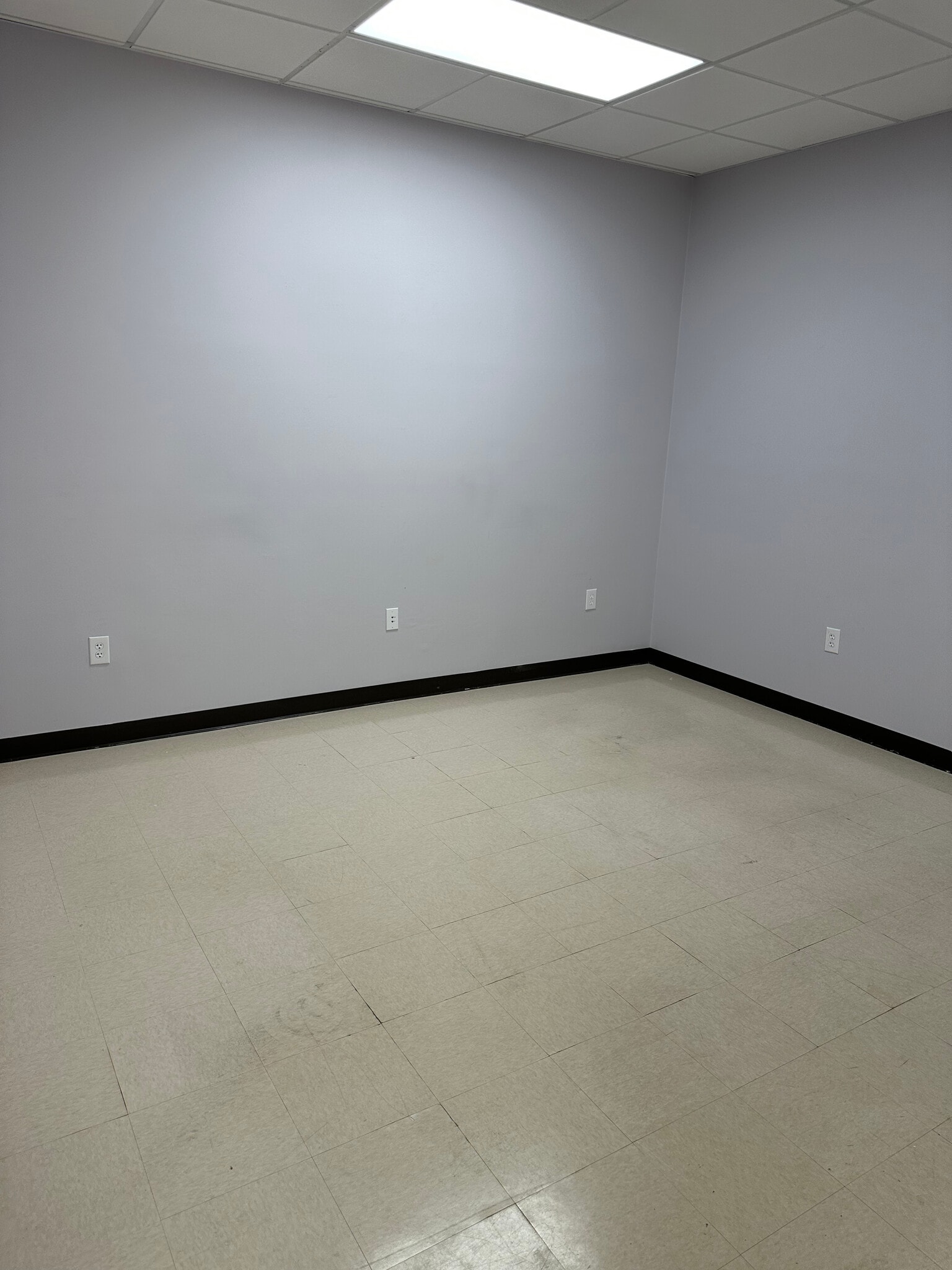 8500-8698 NW 44th St, Sunrise, FL for lease Interior Photo- Image 1 of 7