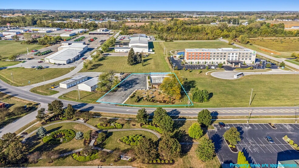 1720 North Ridge Rd, Findlay, OH à vendre - Photo du bâtiment - Image 3 de 56