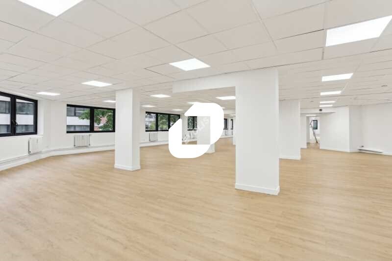 Bureau dans Montreuil à louer - Photo du bâtiment - Image 3 de 13