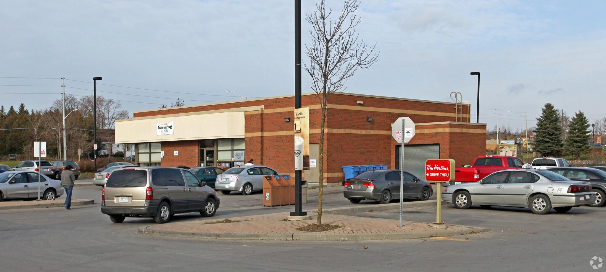 11005 Yonge St, Richmond Hill, ON à vendre Photo du bâtiment- Image 1 de 1