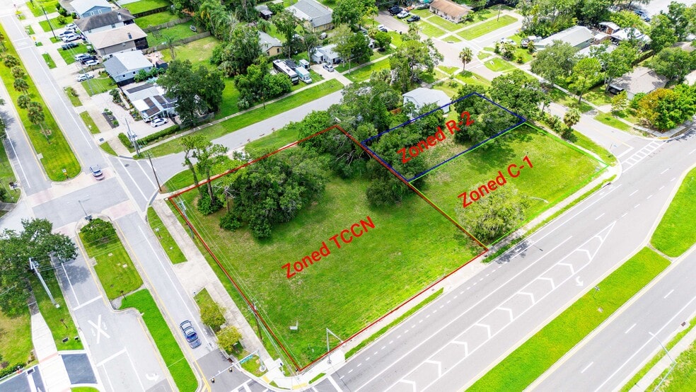 205 Chestnut St, Oldsmar, FL à vendre - Photo du bâtiment - Image 2 de 5