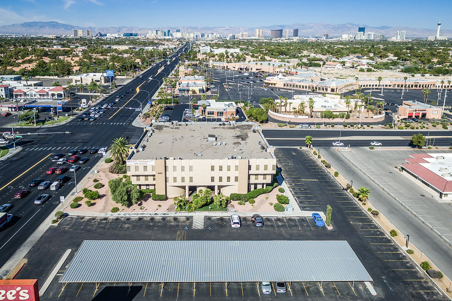 3430 E Flamingo Rd, Las Vegas, NV for lease - Building Photo - Image 2 of 5