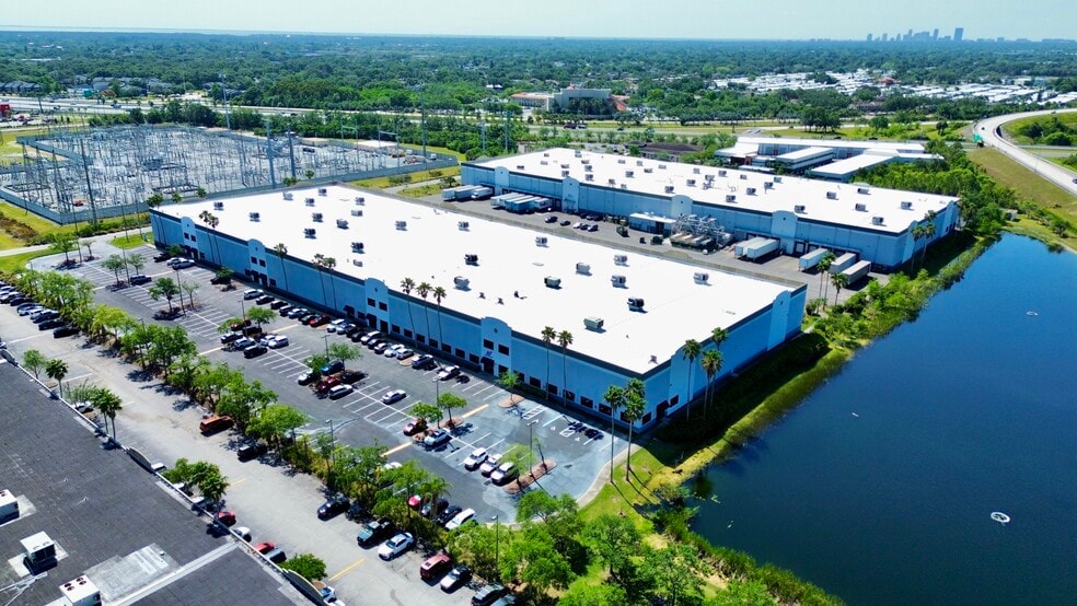 2005 Gandy Blvd, Saint Petersburg, FL for lease - Building Photo - Image 3 of 4