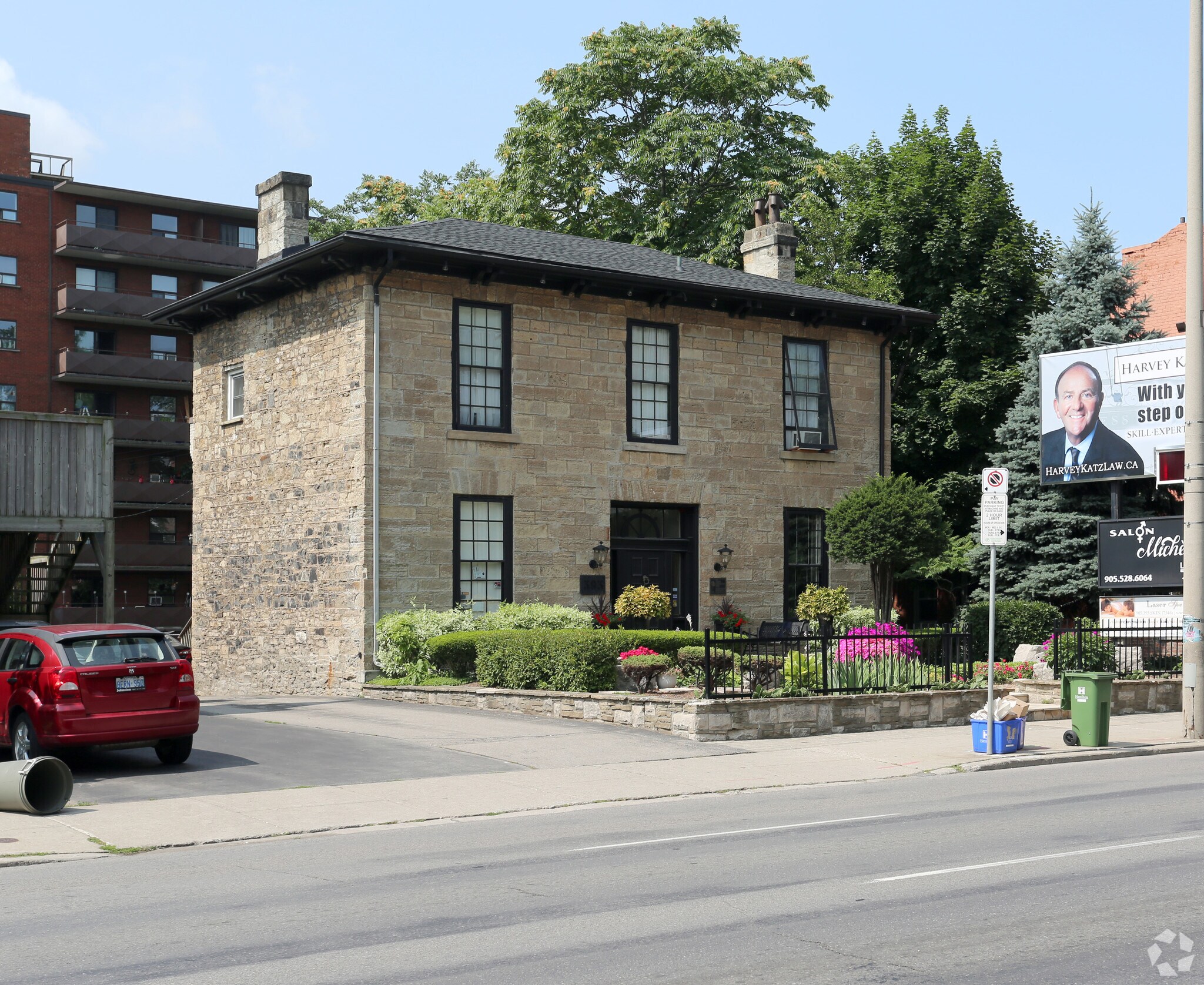 393 King St W, Hamilton, ON à vendre Photo principale- Image 1 de 1