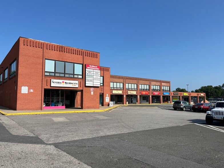 14332-14430 Richmond Hwy, Woodbridge, VA à louer - Photo du bâtiment - Image 1 de 17