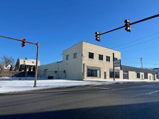 Plus de détails pour 537 Lincoln Hwy, East McKeesport, PA - Commerce de détail à vendre