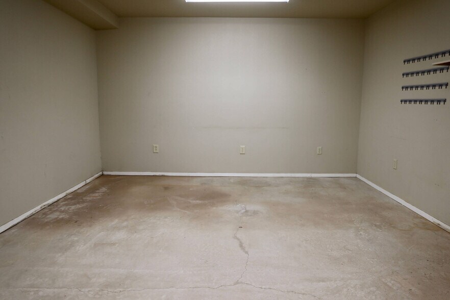 1613 E Highway 350, Big Spring, TX à vendre - Photo intérieure - Image 2 de 7