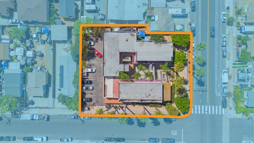 3691 National Ave, San Diego, CA à vendre - Photo du bâtiment - Image 2 de 25