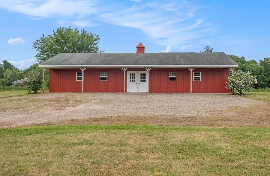 62099 M-43, Bangor, MI à vendre - Photo principale - Image 1 de 1