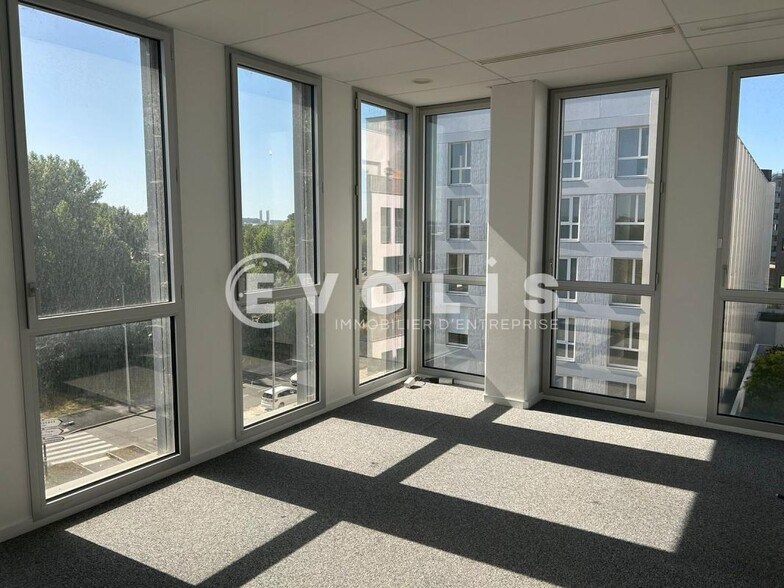 2-4 Avenue André Reinson, Bordeaux à louer - Photo du bâtiment - Image 3 de 15