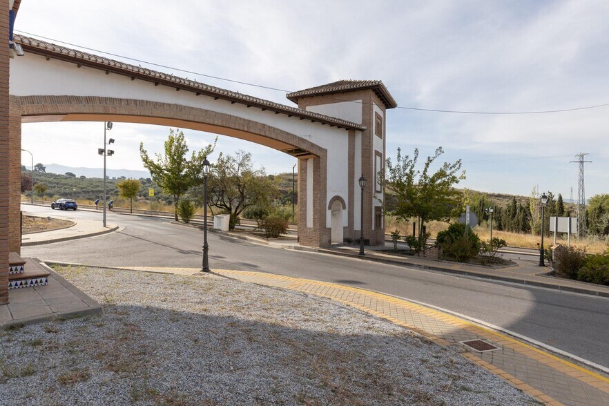 Urbanización Aben Humeya, 4, Jun, Granada à vendre - Photo du bâtiment - Image 3 de 14