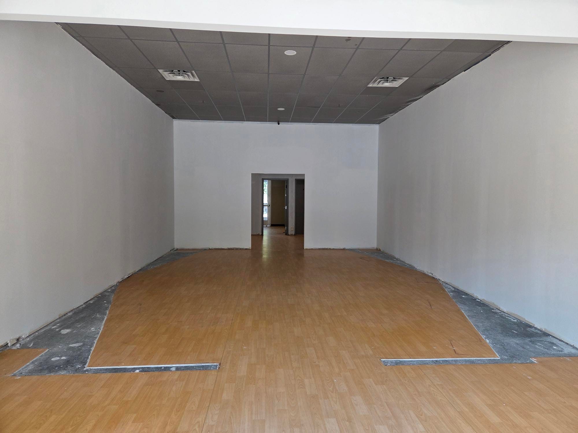 3100 Excelsior Blvd, Minneapolis, MN for lease Interior Photo- Image 1 of 18