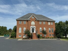 Manakin Road Office Building - Parc de stationnement couvert