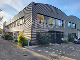 Plus de détails pour Local d'activités à louer