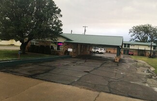 Plus de détails pour 1720 S Grand Ave, Cherokee, OK - Services hôteliers à vendre