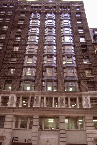 38 E 32nd St, New York, NY for lease - Building Photo - Image 2 of 10