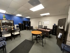 600 Holiday Plaza Dr, Matteson, IL for lease Interior Photo- Image 2 of 2