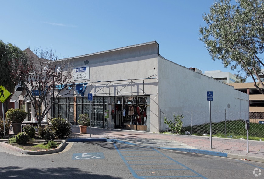 133-137 N Market St, Inglewood, CA for lease - Building Photo - Image 2 of 7