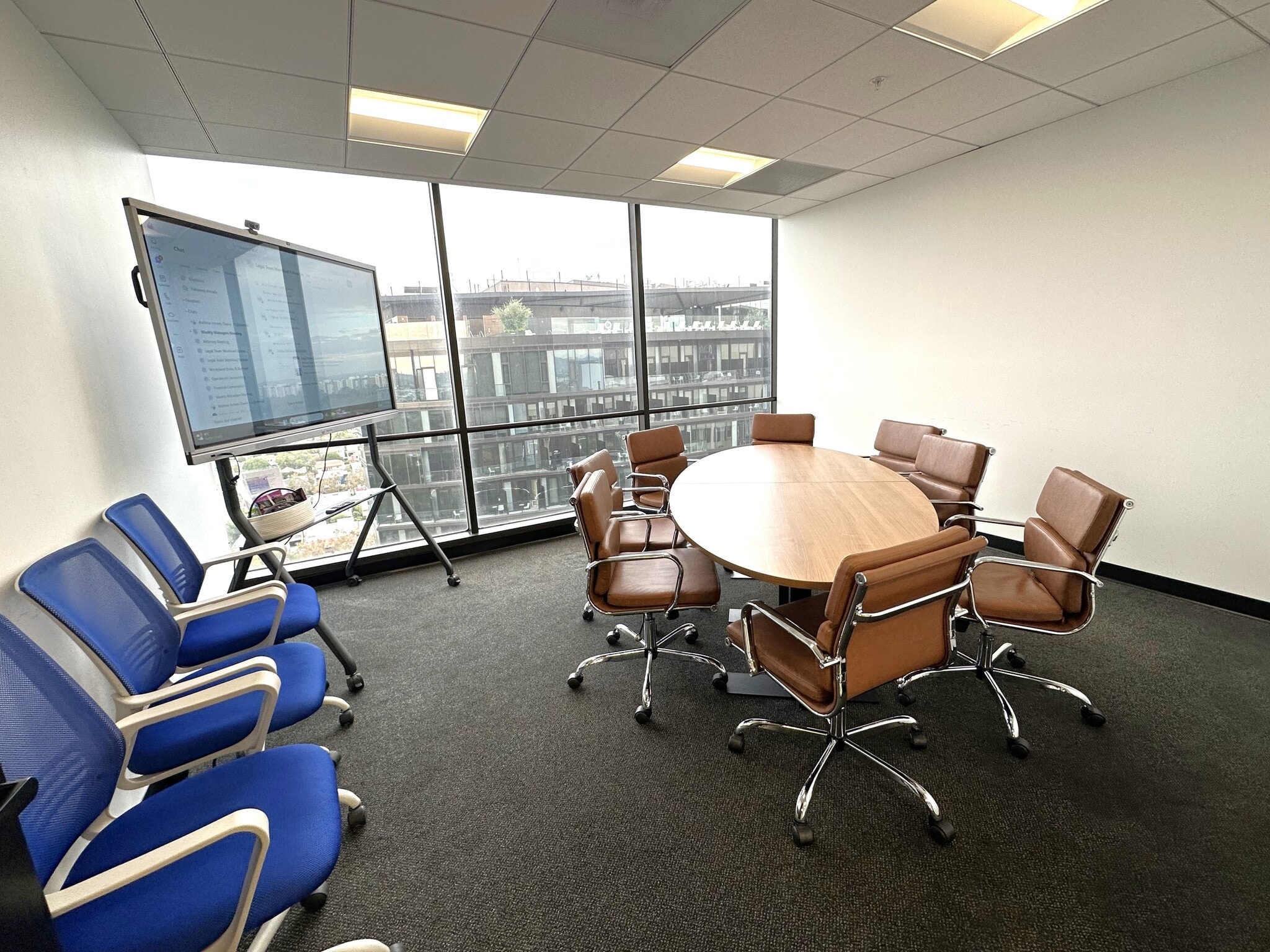 6420 Wilshire Blvd, Los Angeles, CA for lease Interior Photo- Image 1 of 7