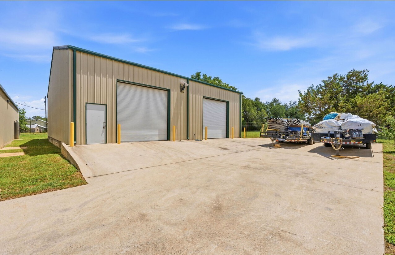 13377 Fitzhugh Rd, Austin, TX for sale Primary Photo- Image 1 of 2